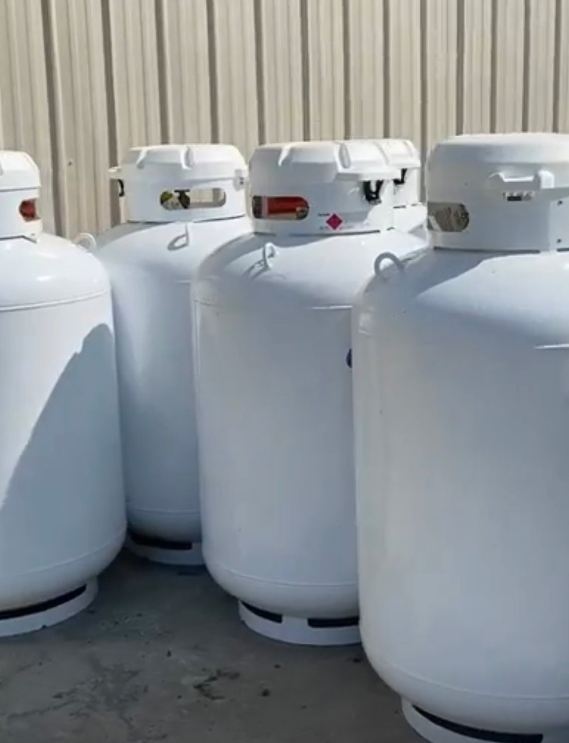 Buy 120 Gallon Propane Tanks Online - Image 2
