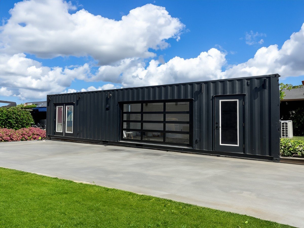 New 40HC Black Custom Container Home - Image 3